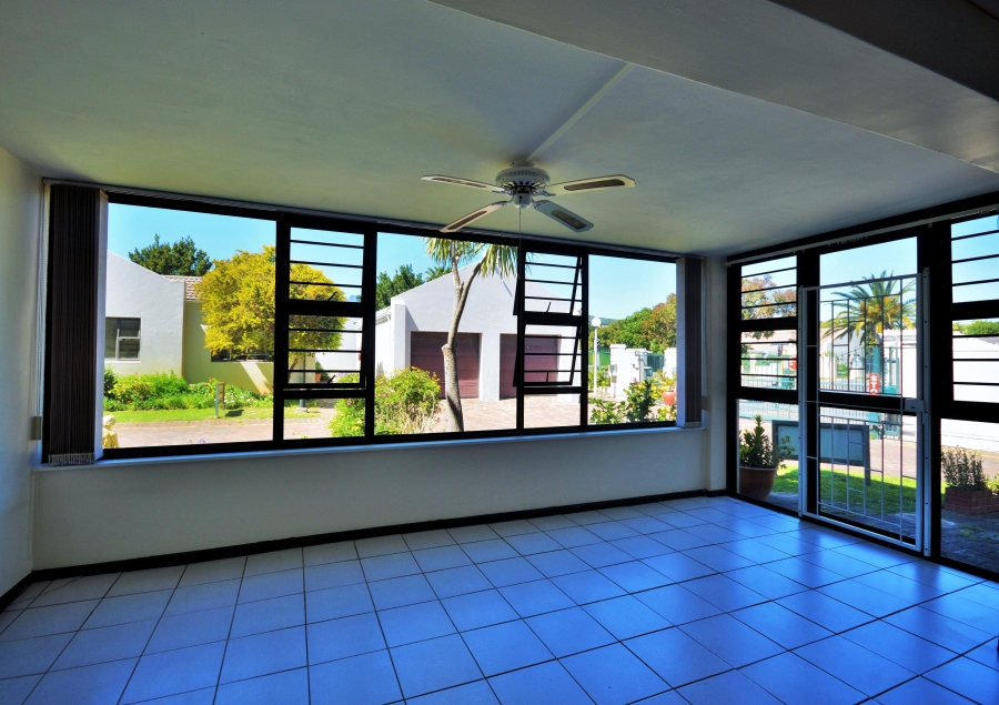 3 Bedroom Property for Sale in Bizweni Western Cape